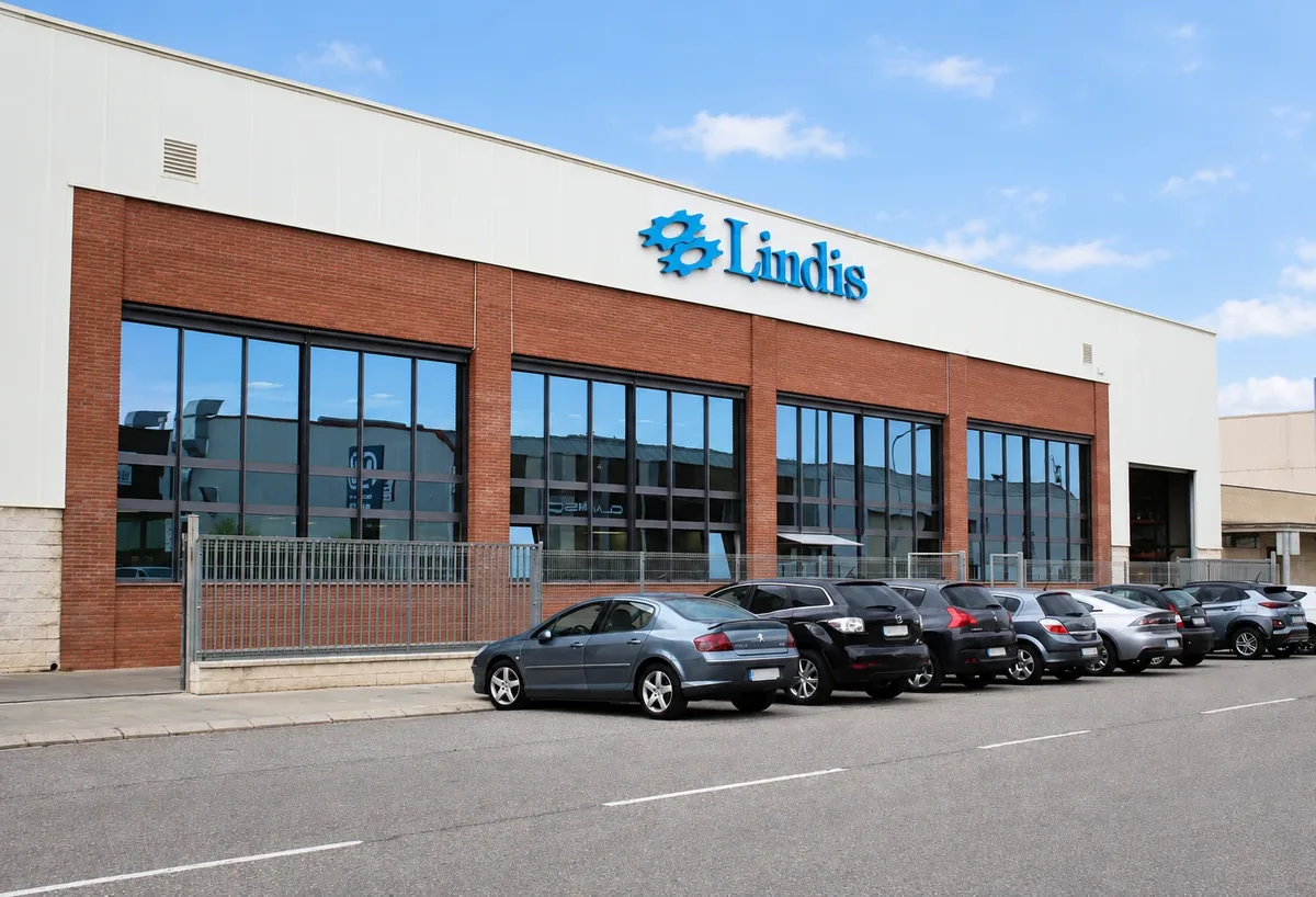 Lindis facilities in Golmés