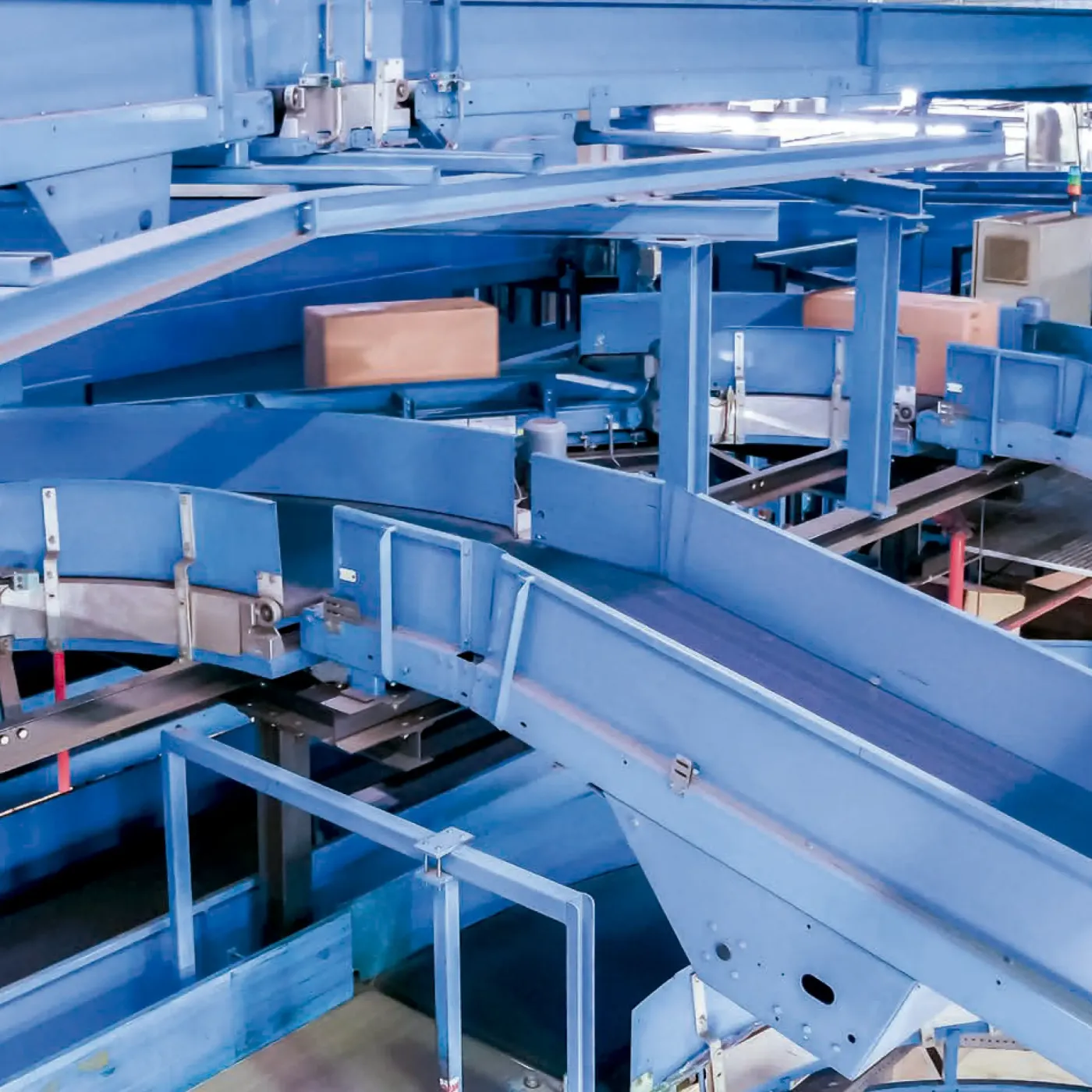 2C Conveyor belts: Innovation for intralogistics and the food Industry
