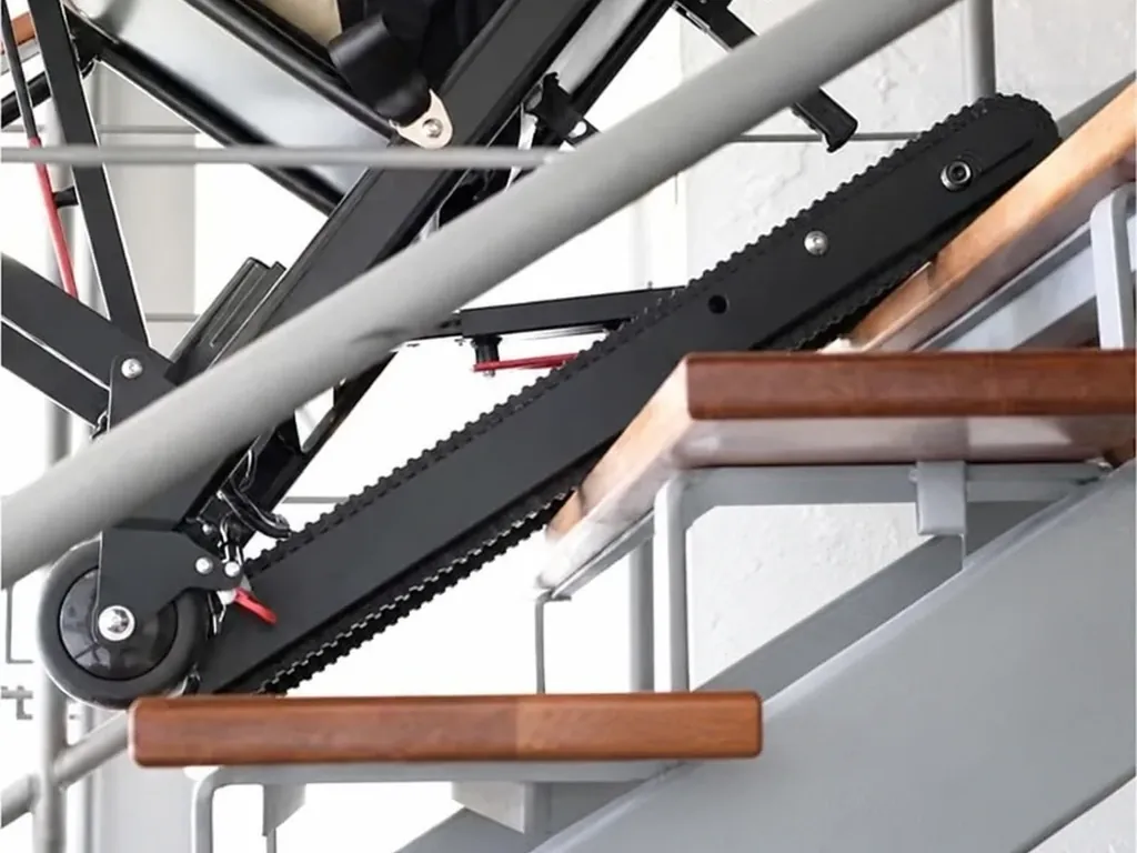 Ydins develops custom belts for adapted wheelchairs